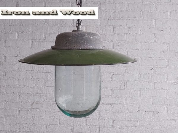 groene emaille lamp met glazen stolp h30 d38 2
