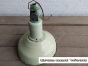 c groene emaille lamp d38,5 h42 2