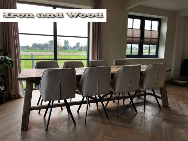 oud eiken barnwood tafel schuine poten 1