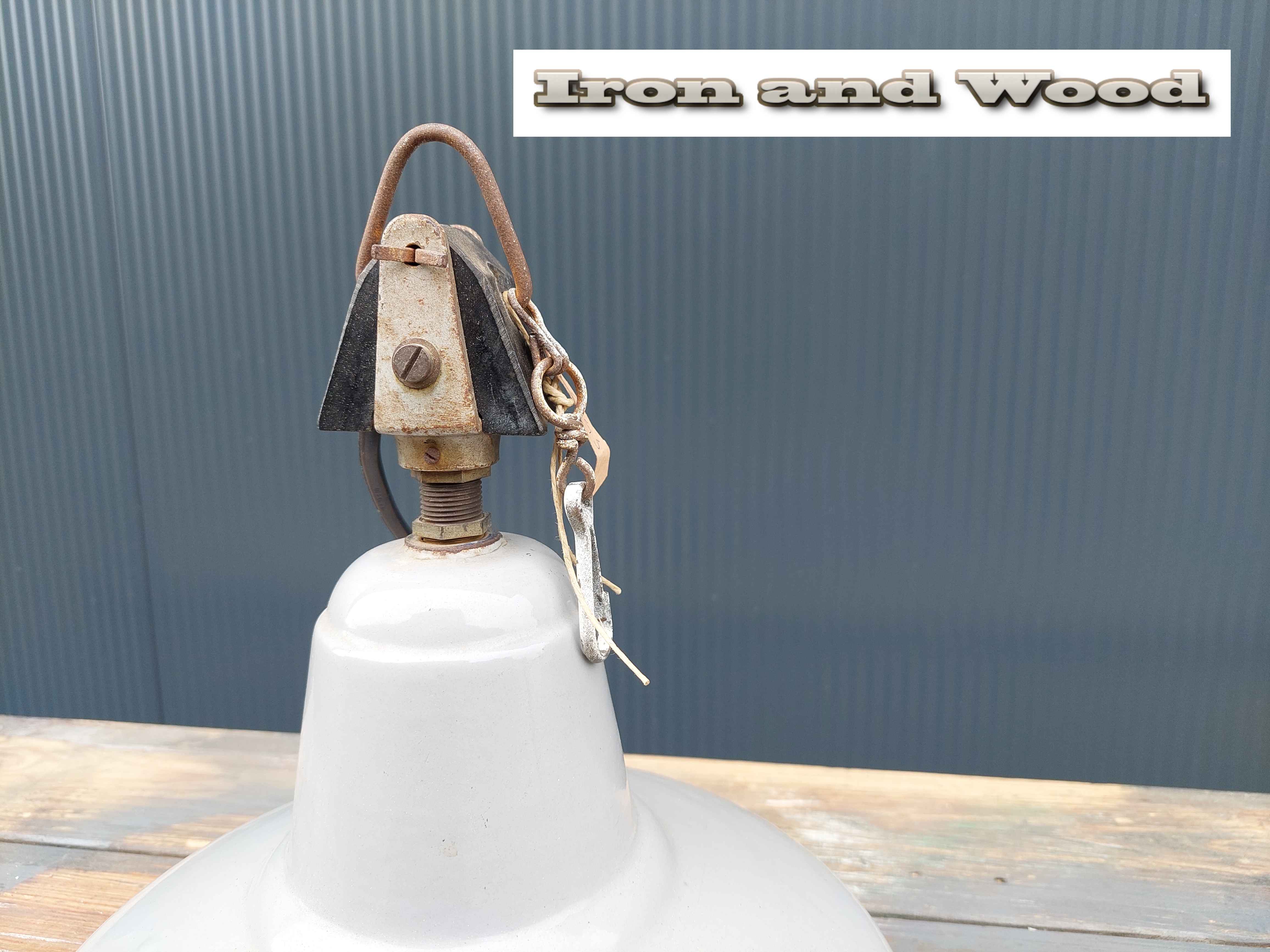 L143 grijze emaille lampen h30 d30 4 L143 grijze emaille lampen h30 d30 4